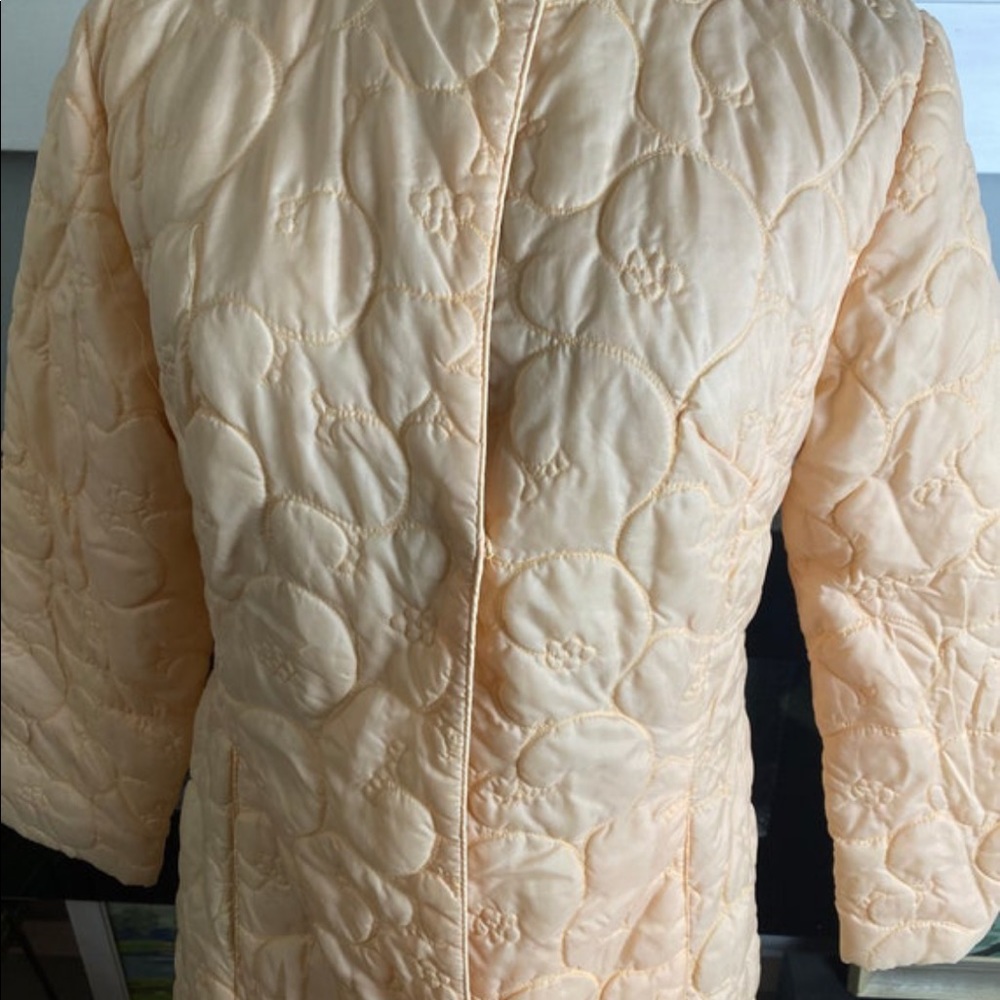 60s vintage quilted robe in peach 🍑 - Picture 5 of 9